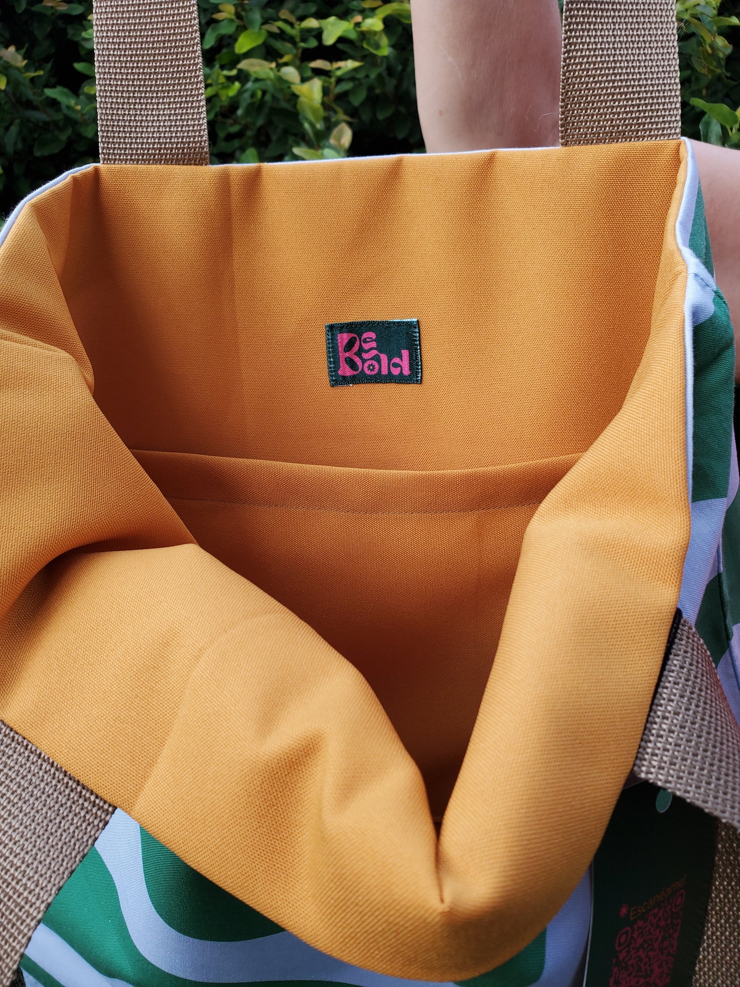 Mar y Tierra Tote Bag