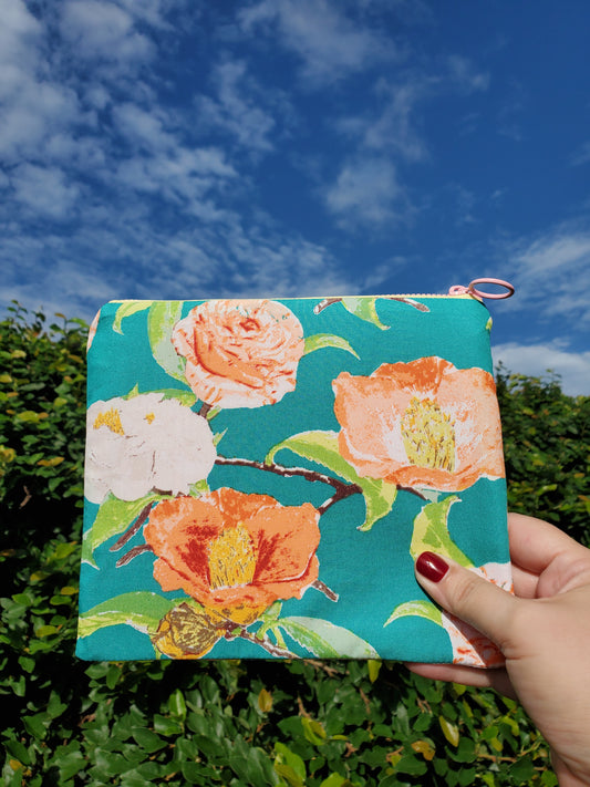 Roses Small Pouch